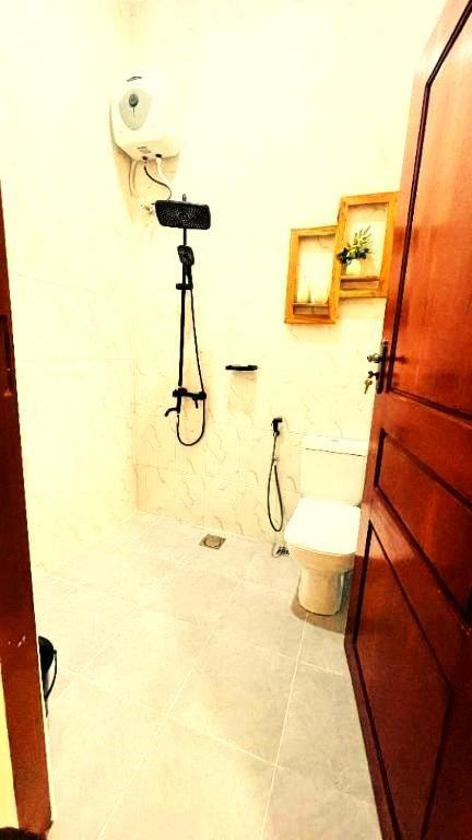 Bed and Breakfast Safi House Boma la Ngombe Екстер'єр фото