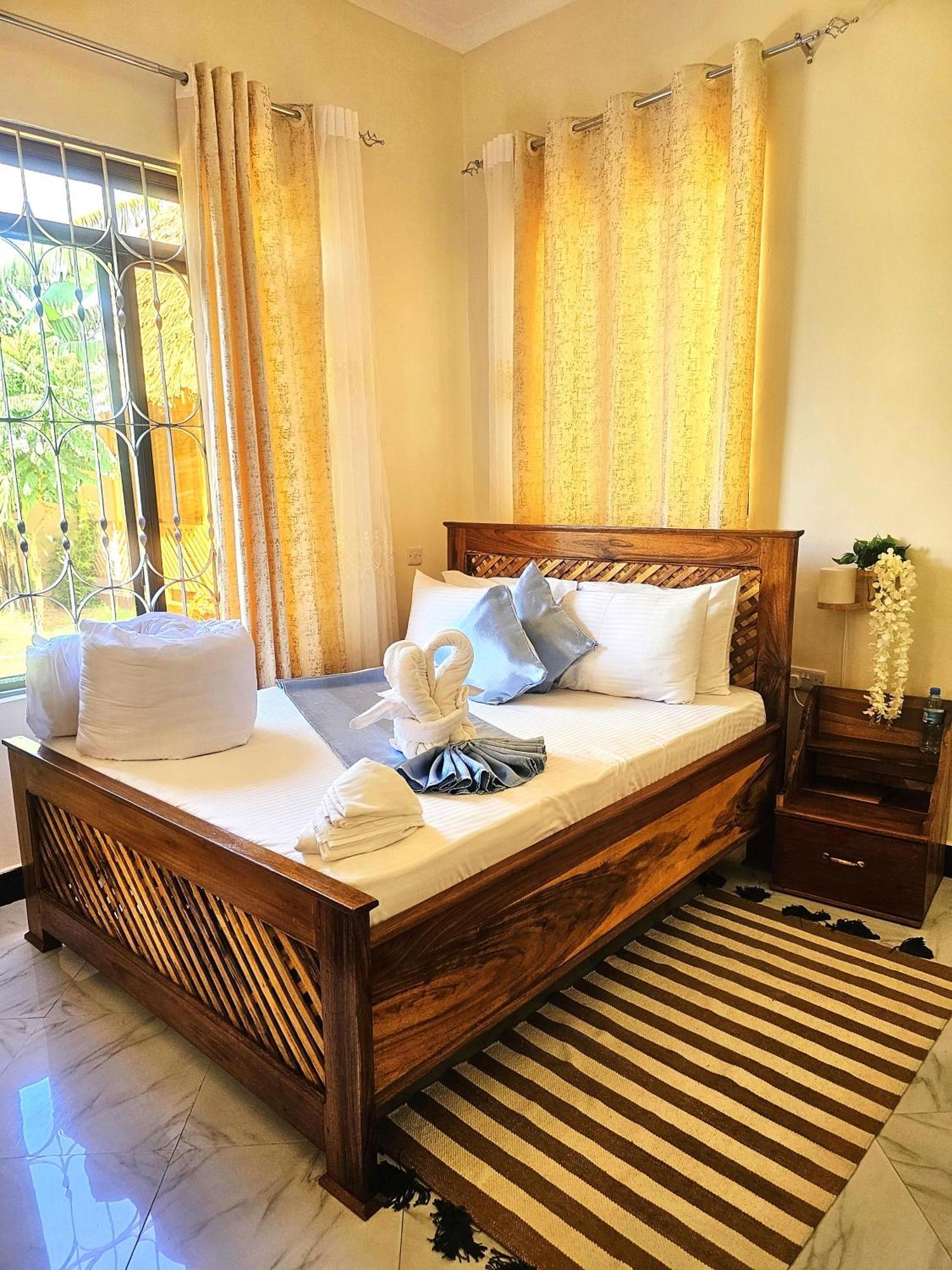 Bed and Breakfast Safi House Boma la Ngombe Екстер'єр фото